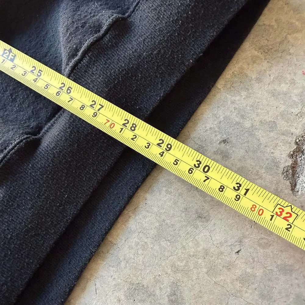 Vintage 90s Russell Athletic Essential Blank Black Crewneck Sweatshirt